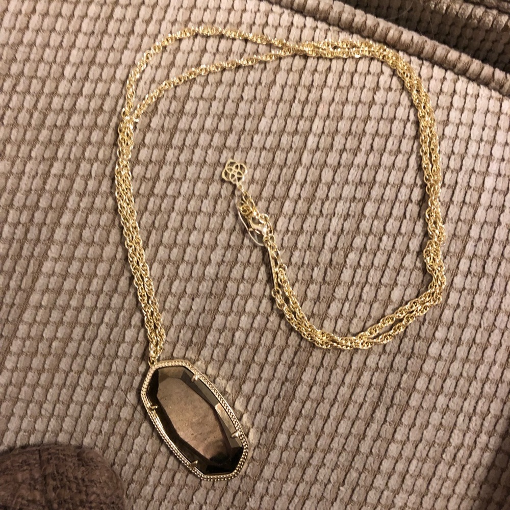 Kendra Scott Necklace